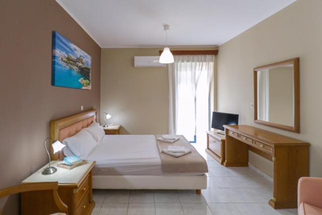 Moka Evia Island Hotel Akhladheri Exterior photo